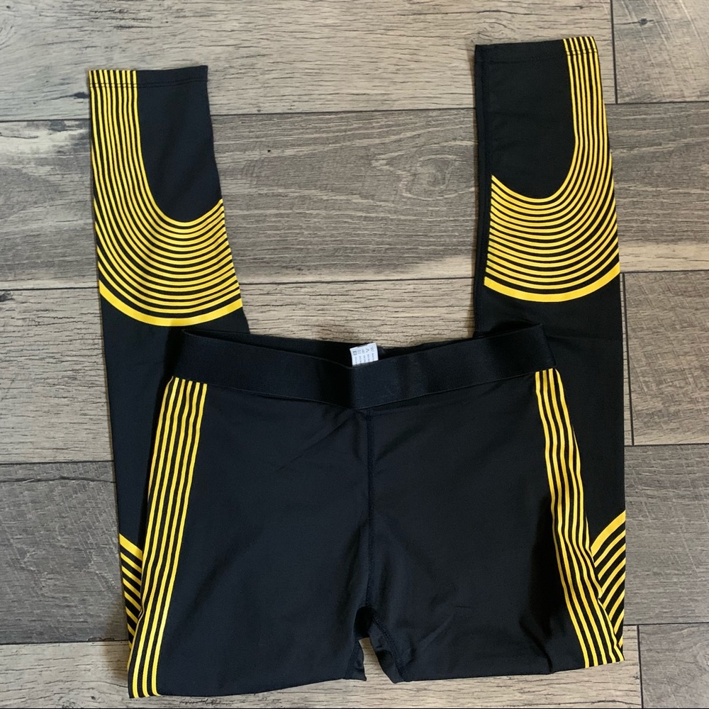 High waisted leggings